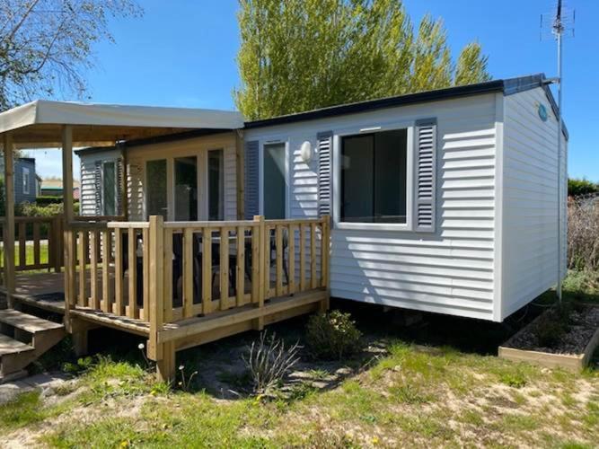 Camping-Caravaning De La Molliere Groffliers Bagian luar foto