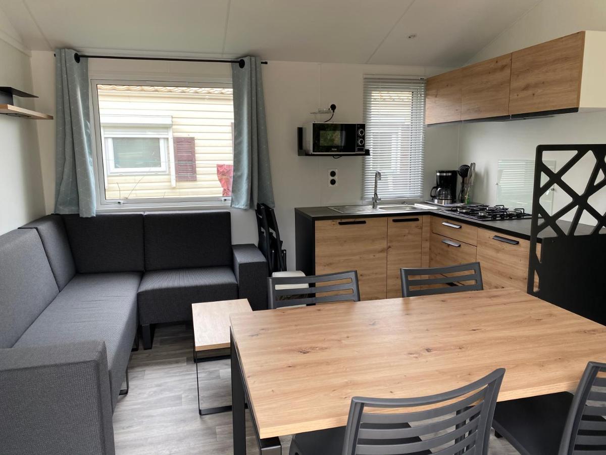 Camping-Caravaning De La Molliere Groffliers Bagian luar foto