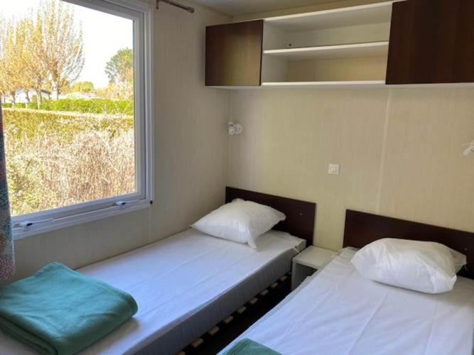 Camping-Caravaning De La Molliere Groffliers Bagian luar foto