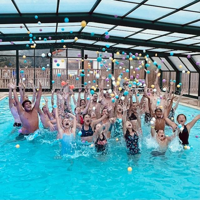 Camping-Caravaning De La Molliere Groffliers Bagian luar foto